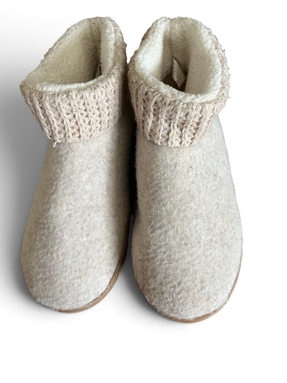 Dearfoams Cozy Sweater Knit Bootie Slippers Cream Ivory Women’s 7-8